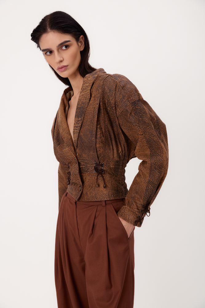 SHORT BROWN ADJUSTABLE WAIST EMBELLISHED PETITE LEATHER JACKET