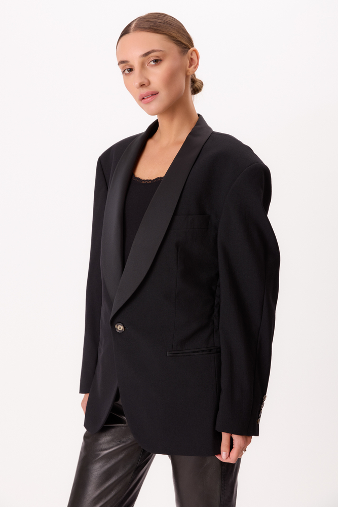 LONG BLACK TUXED JACKET MODEL No4