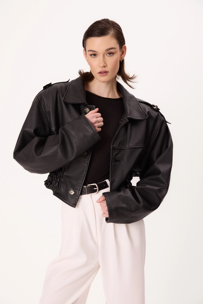 BLACK OVERSIZE LEATHER JACKET