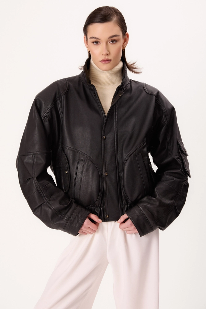 BLACK OVERSIZE LEATHER JACKET