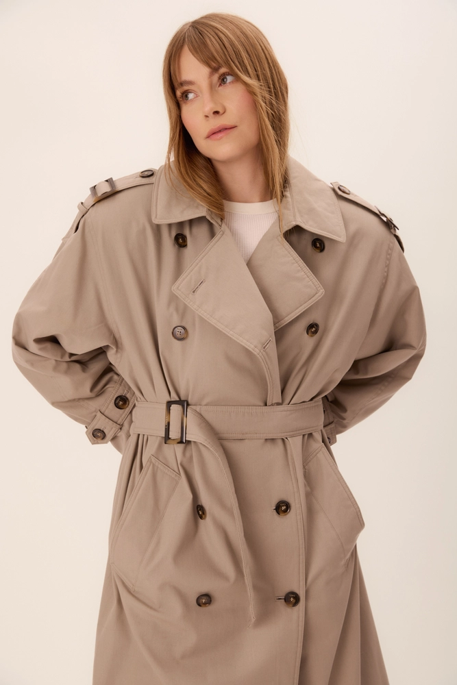 LONG CLASSIC KHAKI TRENCH COAT