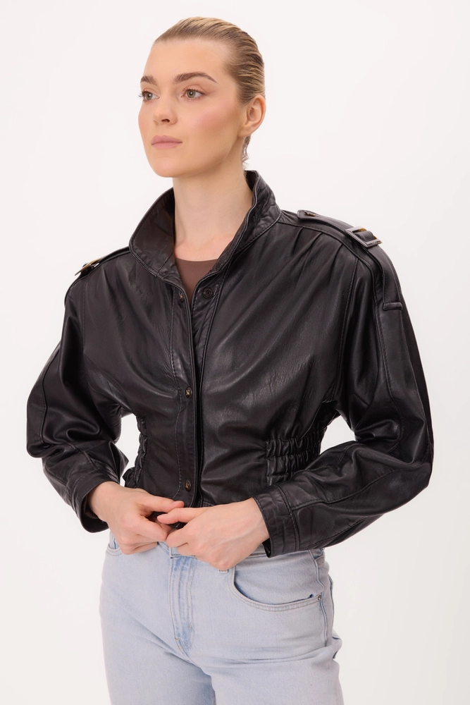 SHORT WAISTED BLACK LEATHER JACKET WITH MANDARIN COLLAR