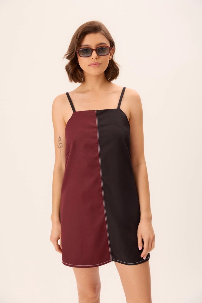 BLACK BURGUNDY SHORT STRAIGHT CUT TWO-COLOR DRESS