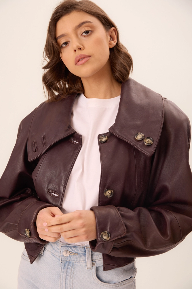 BURGUNDY FITTED LEATHER JACKET