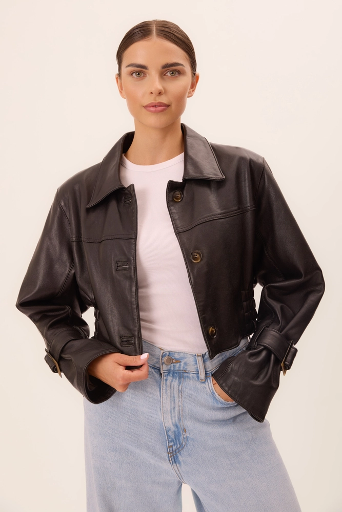 SHORT BLACK LEATHER JACKET WITH DECORATIVE BUCKLES IN CUT No5