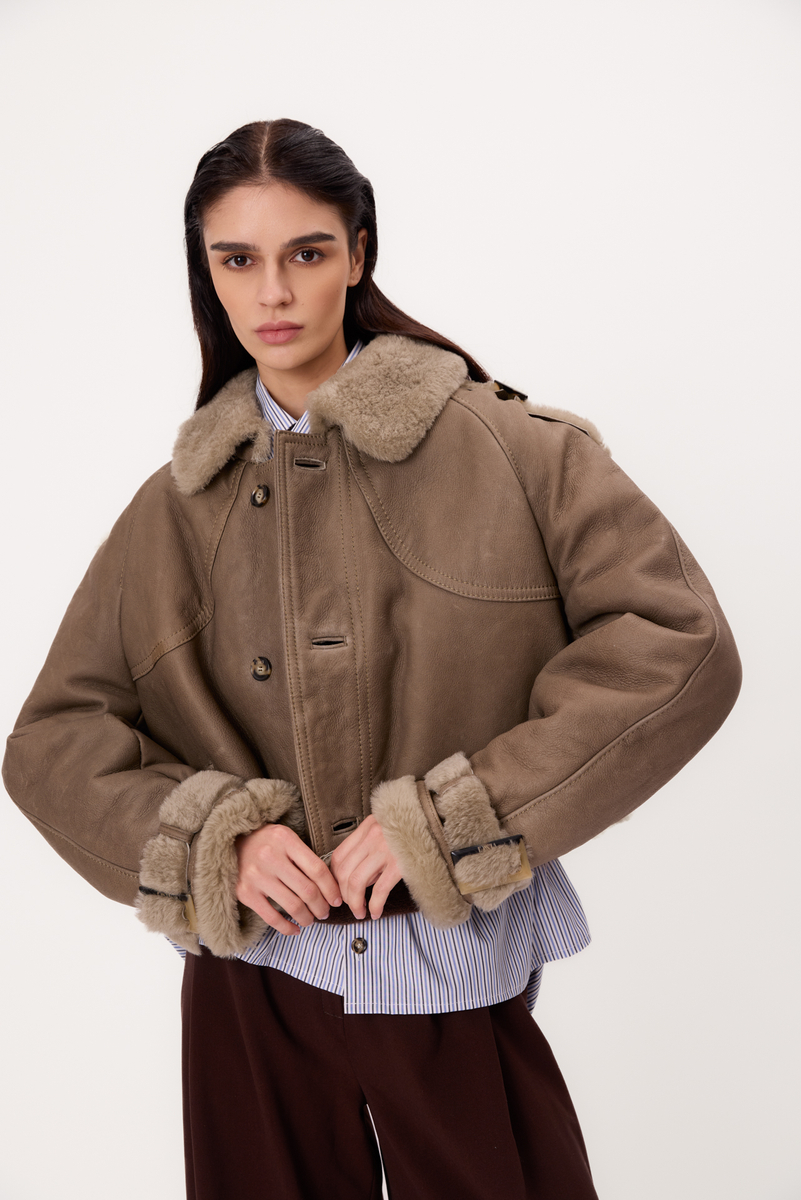 DARK BEIGE NATURAL SHEEPSKIN