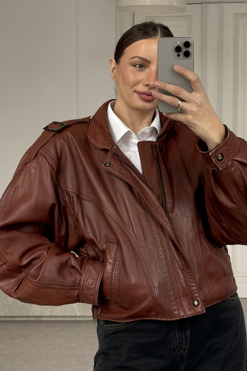 RED LEATHER JACKET WITH EPAGUINS