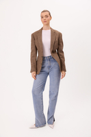 LONG LIGHT BROWN SLIM-TAIL BLAZER WITH A HERRINGBONE PATTERN