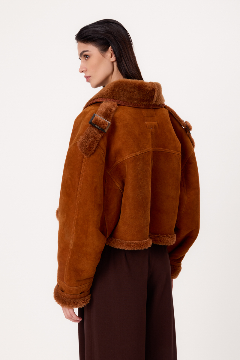 SHORT RED NATURAL SHEEPSKIN