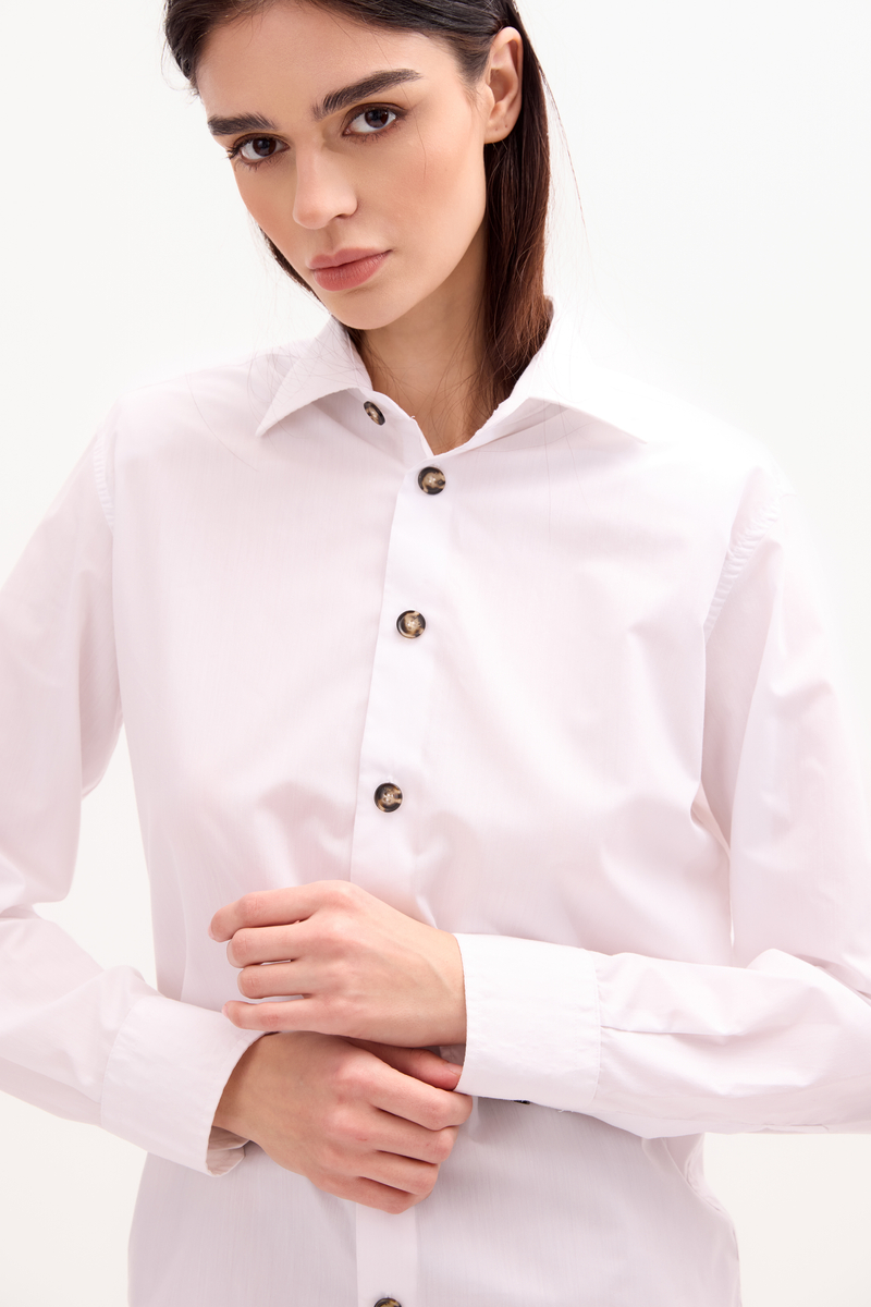 CLASSIC WHITE SHIRT WITH STRONG SHOULDER AND DETACHABLE PADS