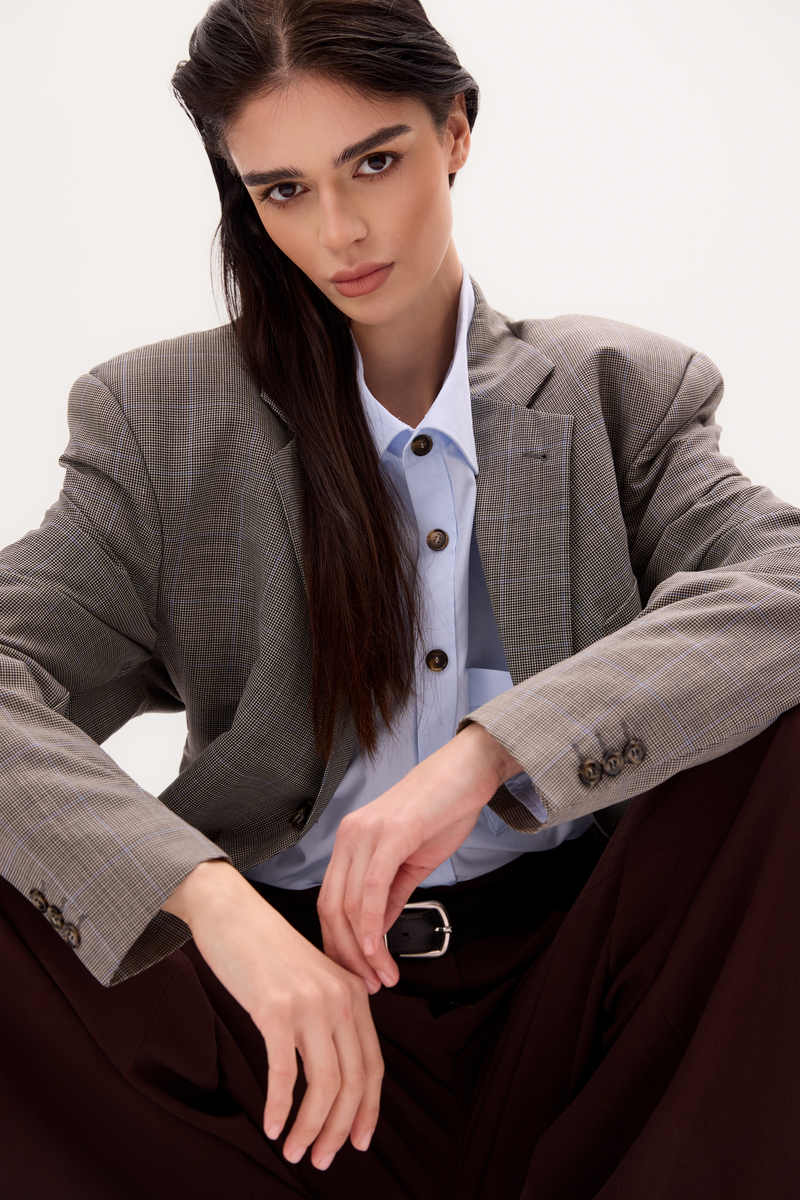 SZARA MARYNARKA MODEL No4 W BŁEKITNĄ KRATĘ