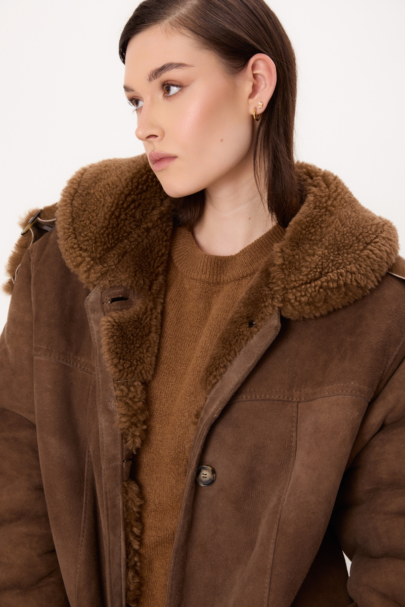 BROWN NATURAL SHEEPSKIN WITH EPADS