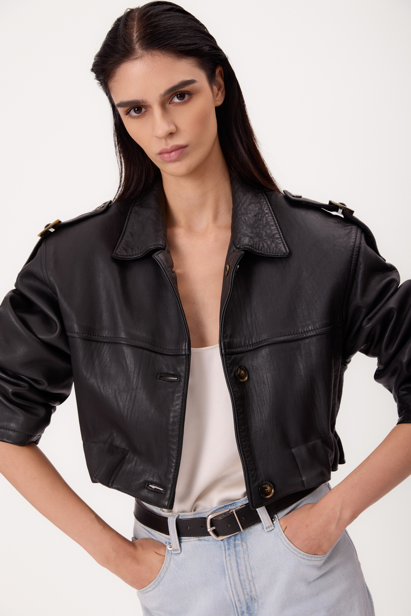 SHORT BLACK ADJUSTABLE WAIST PETITE LEATHER JACKET
