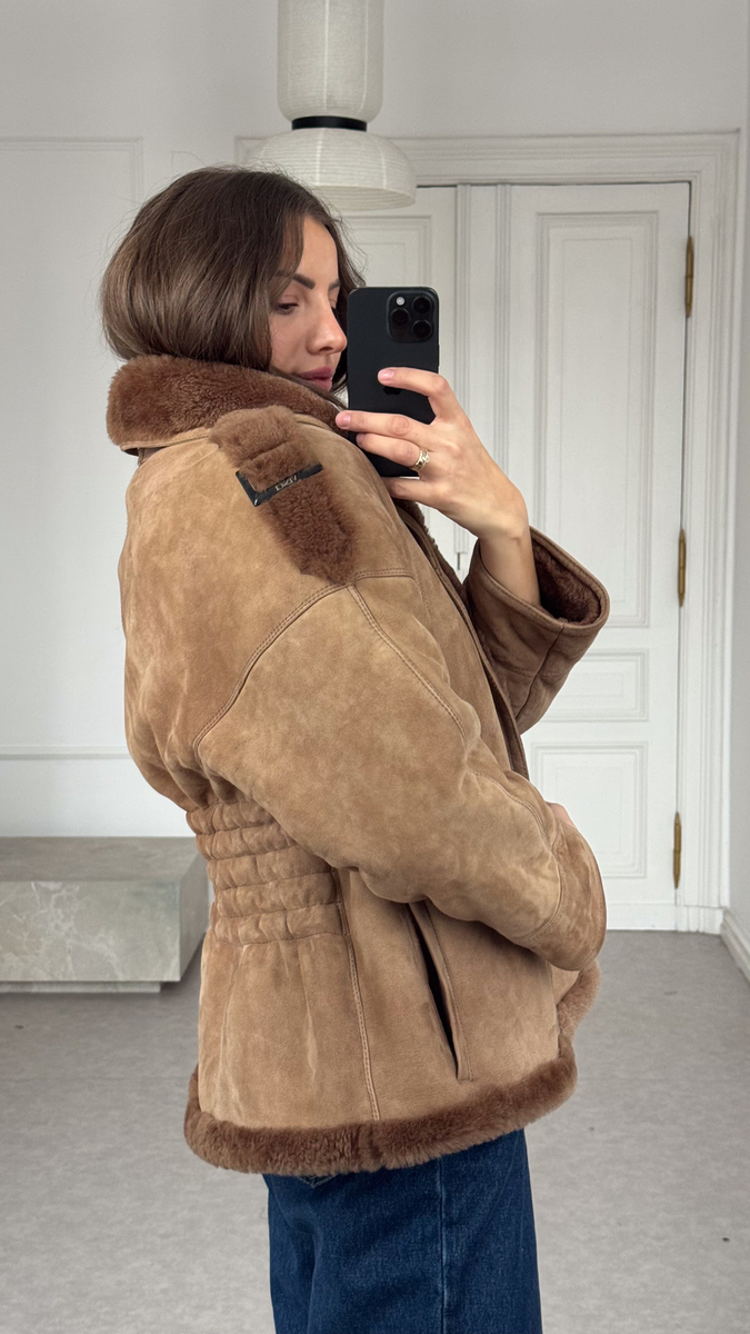 LIGHT BROWN NATURAL SHEEPSKIN WITH EPADS