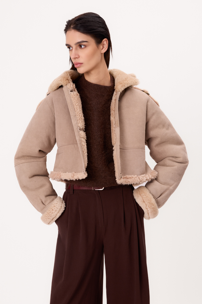 SHORT BEIGE NATURAL SHEEPSKIN COAT WITH HOOD