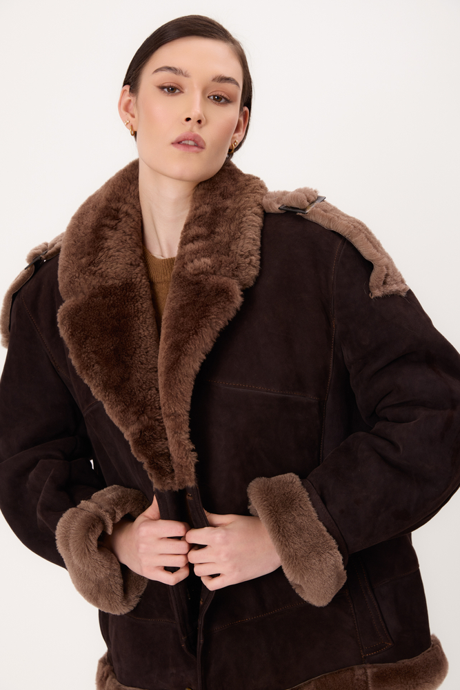 LONG CHOCOLATE NATURAL SHEEPSKIN WITH STRAPES