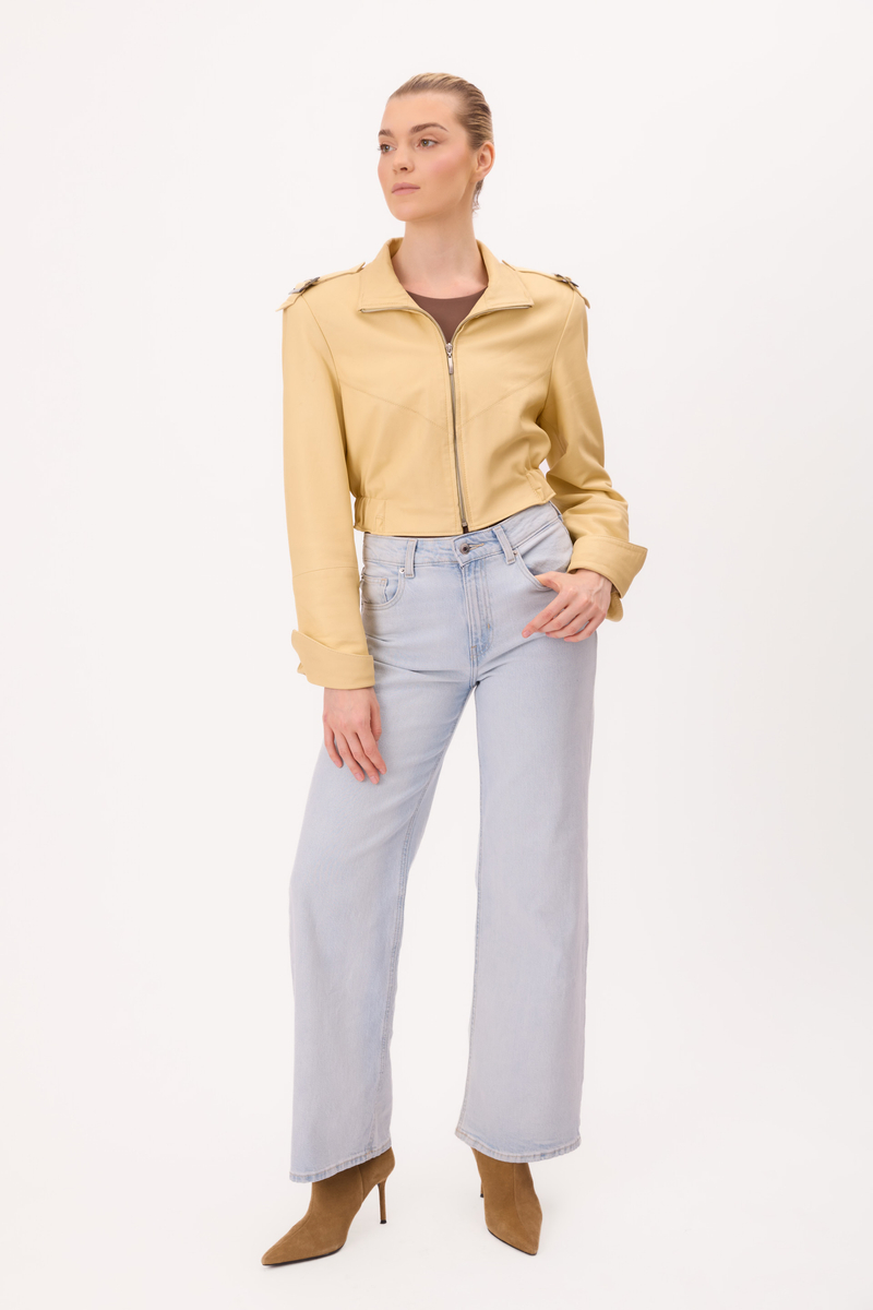 SHORT BUTTER LEATHER JACKET