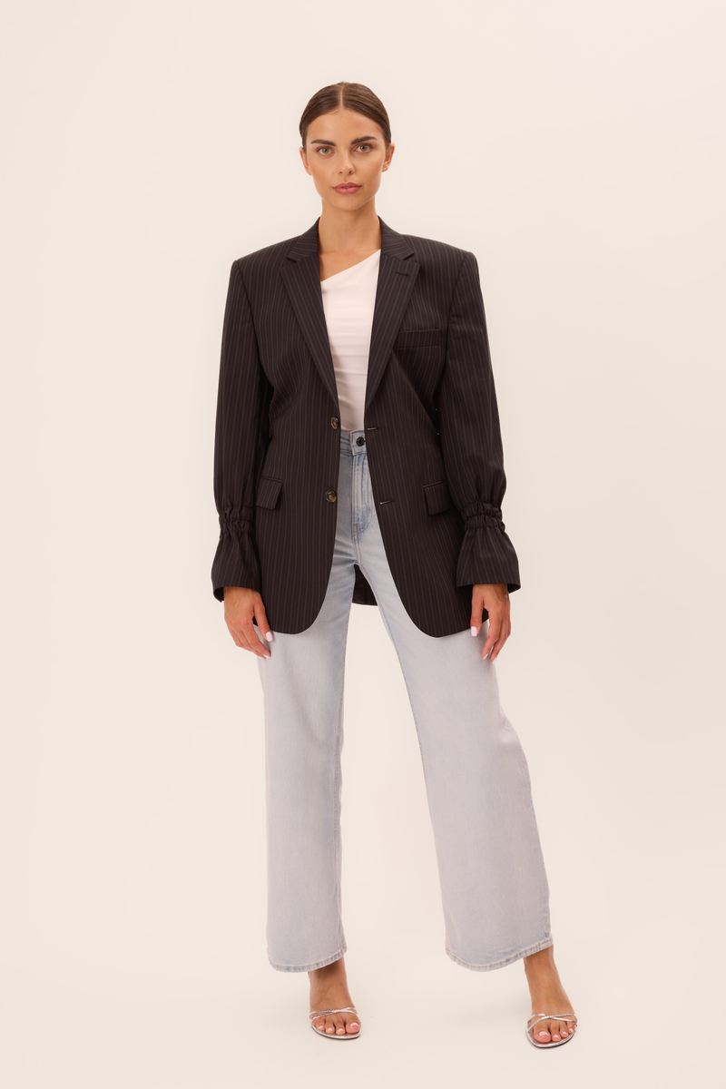 BLACK CLASSIC FITTED WOOL BLAZER WITH LIGHT PINSTRIPE MODEL No2
