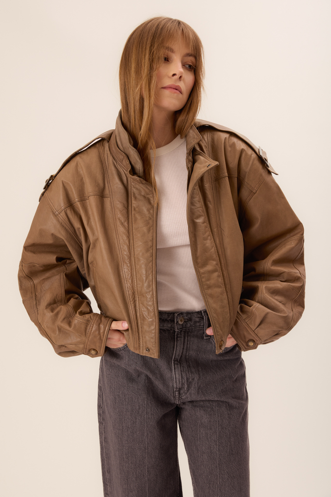 LARGE OVERSIZE LEATHER JACKET IN KHAKI