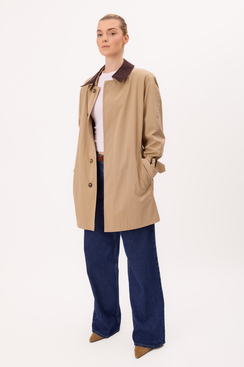 SHORT BEIGE TRENCH COAT WITH ADJUSTABLE WAIST