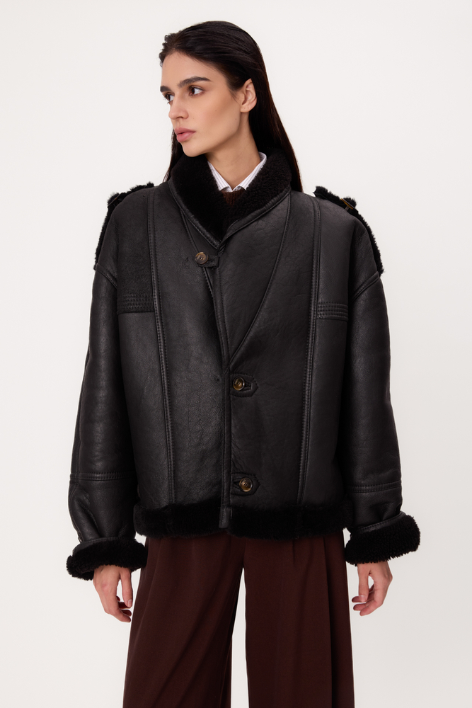 LONG BLACK NATURAL TALL SHEEPSKIN