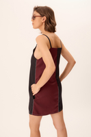 BLACK BURGUNDY SHORT STRAIGHT CUT TWO-COLOR DRESS