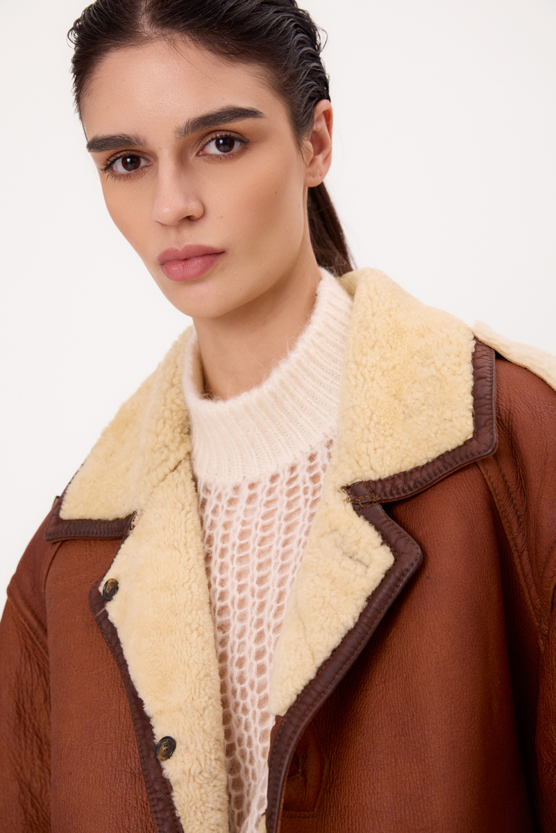 SHORT BROWN NATURAL SHEEPSKIN TALL COAT WITH WHITE FUR