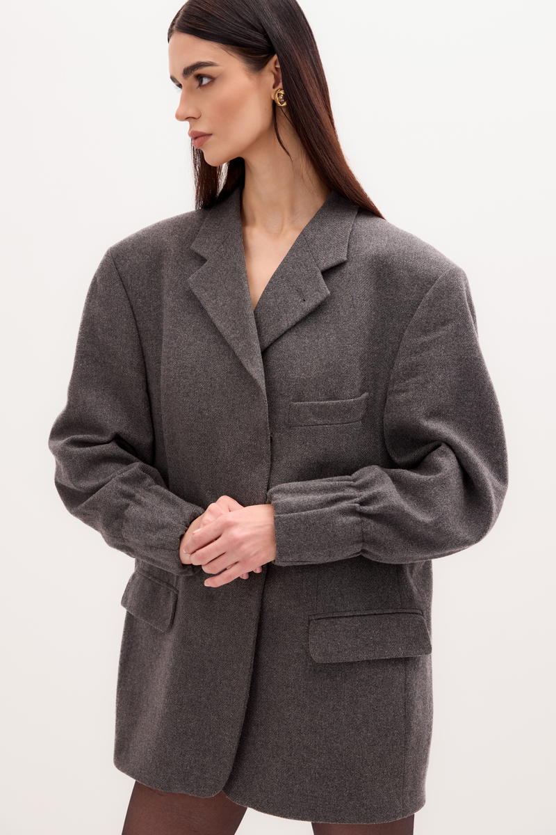 LONG MINIMALIST GRAY JACKET MODEL No8