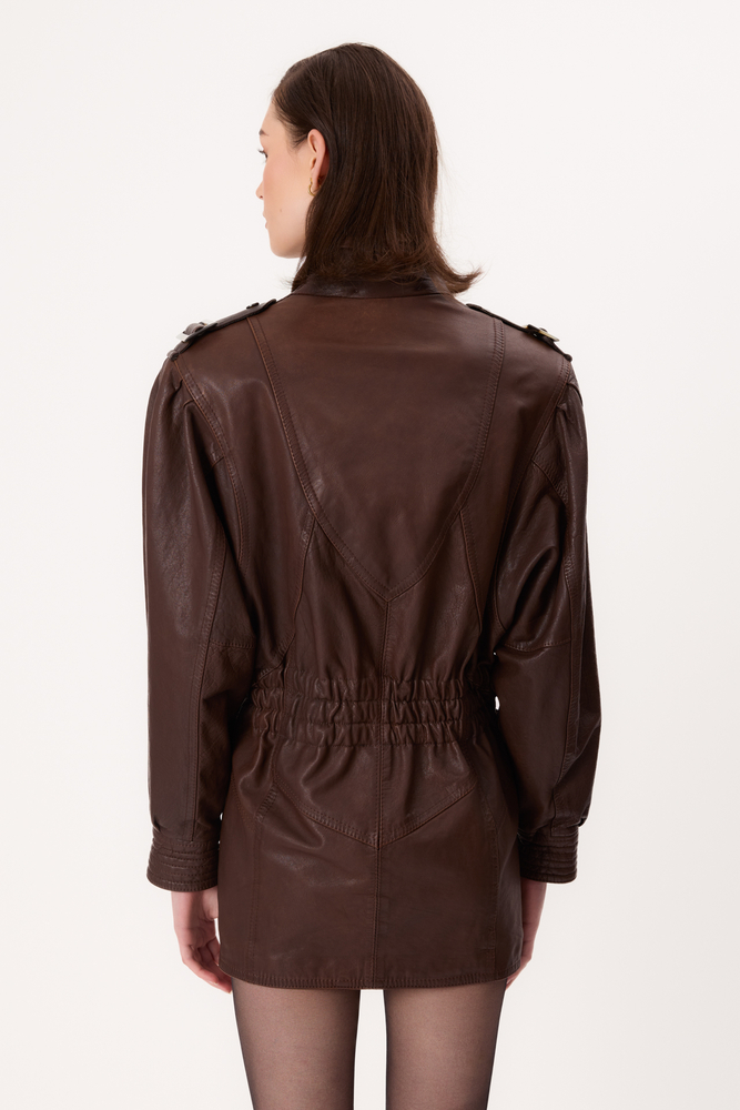 BROWN LONG-LENGTH FITTED LEATHER JACKET