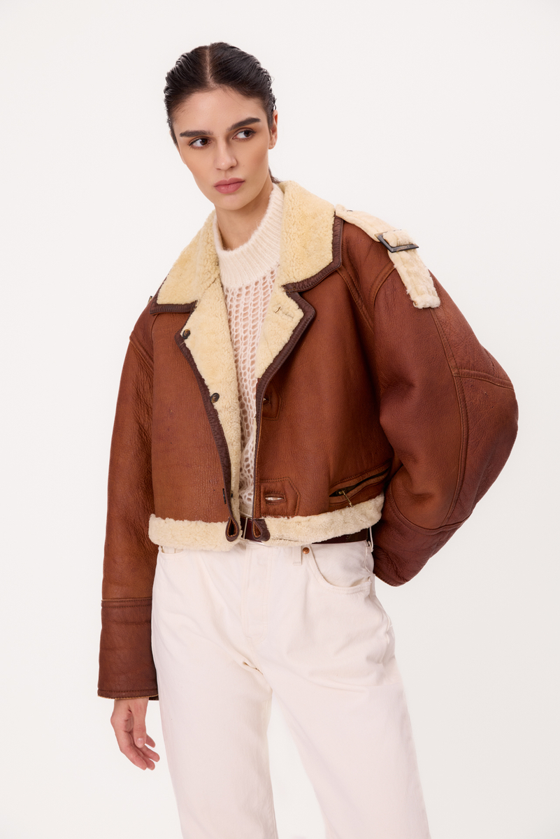SHORT BROWN NATURAL SHEEPSKIN TALL COAT WITH WHITE FUR