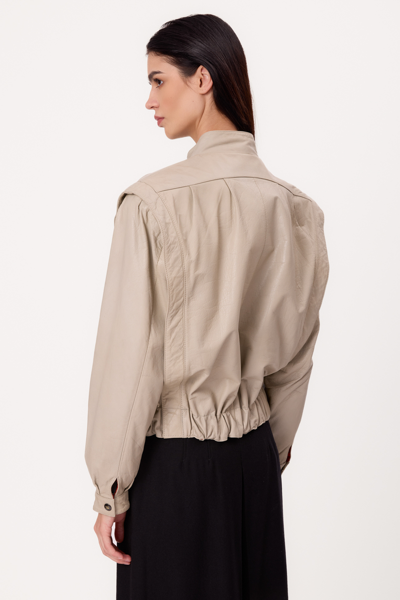 LIGHT TALL LEATHER JACKET WITH HIGH COLLAR