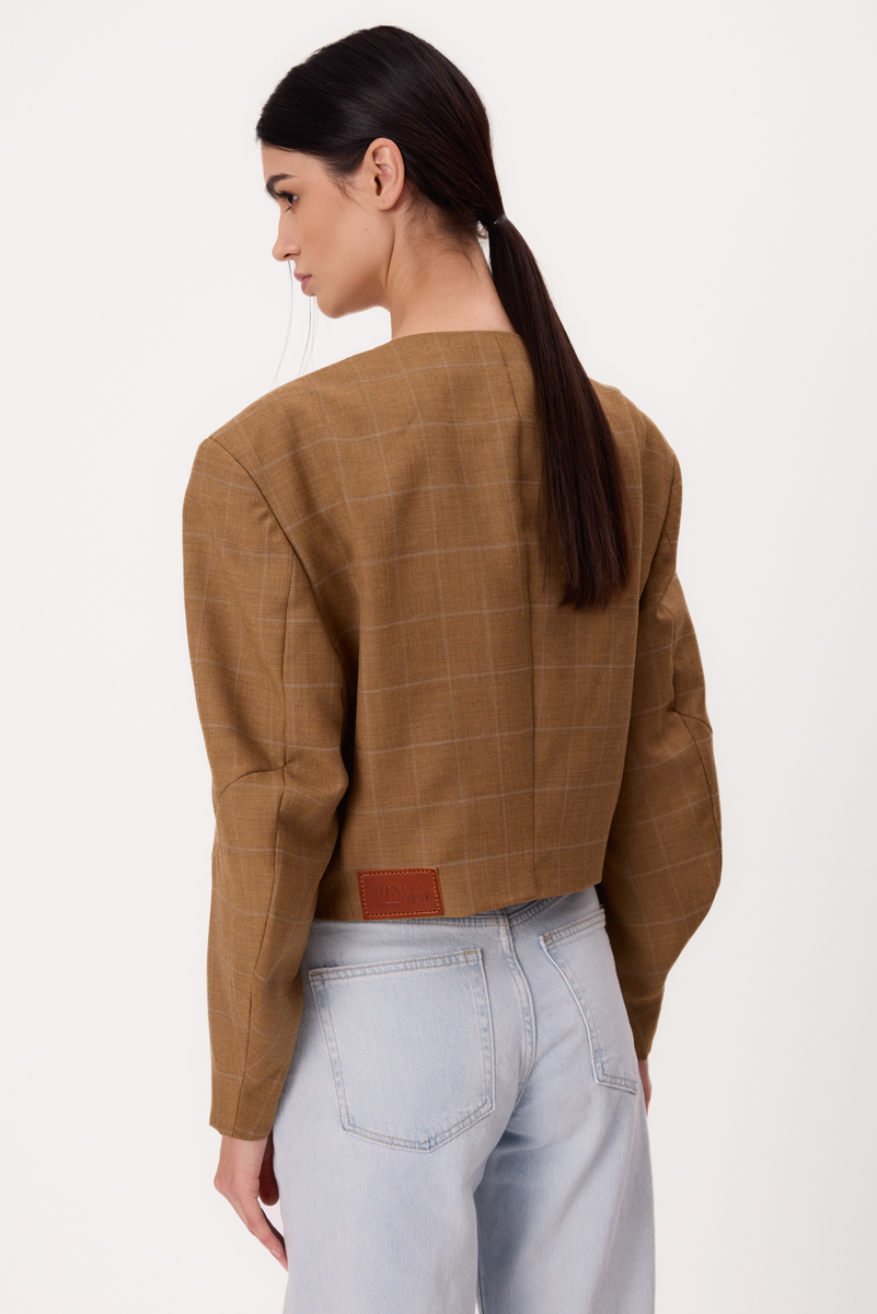 KRÓTKA PROSTA BEŻOWA MARYNARKA REGULAR W JASNĄ KRATĘ MODEL No9