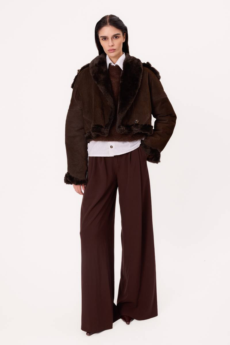 SHORT CHOCOLATE NATURAL SHEEPSKIN