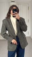 GRAY FITTED BLAZER WITH BLACK CHECKER MODEL No2
