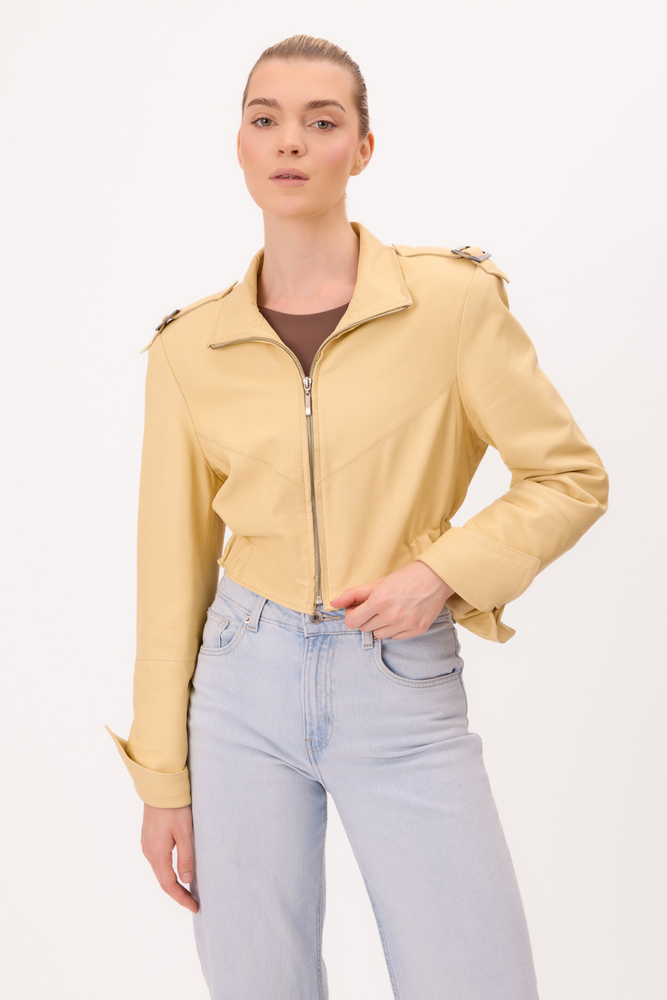 SHORT BUTTER LEATHER JACKET