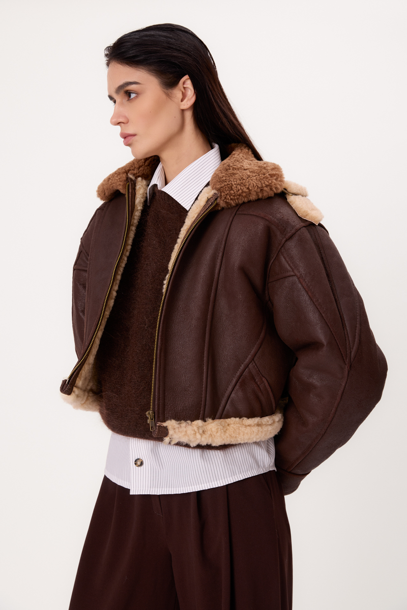 SHORT CHOCOLATE NATURAL SHEEPSKIN