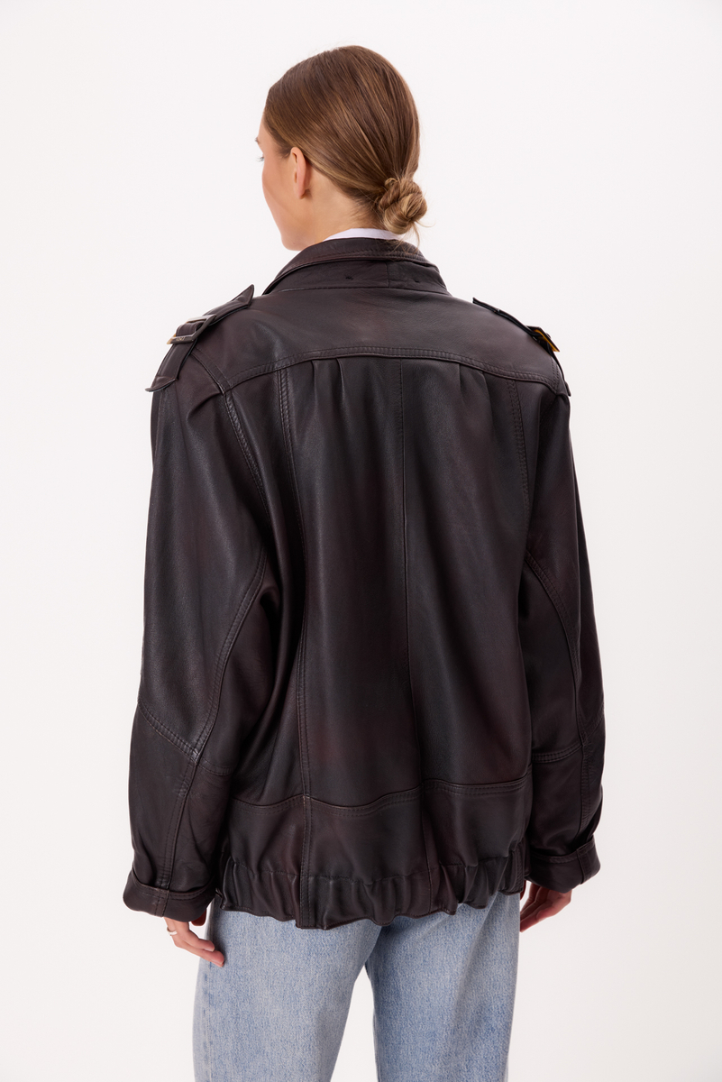 DŁUGA CZEKOLADOWA KURTKA SKÓRZANA Z PAGONAMI