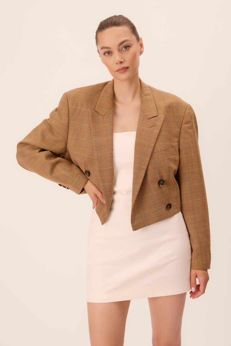 KRÓTKA BEŻOWA PROSTA MARYNARKA W KRATĘ MODEL No4