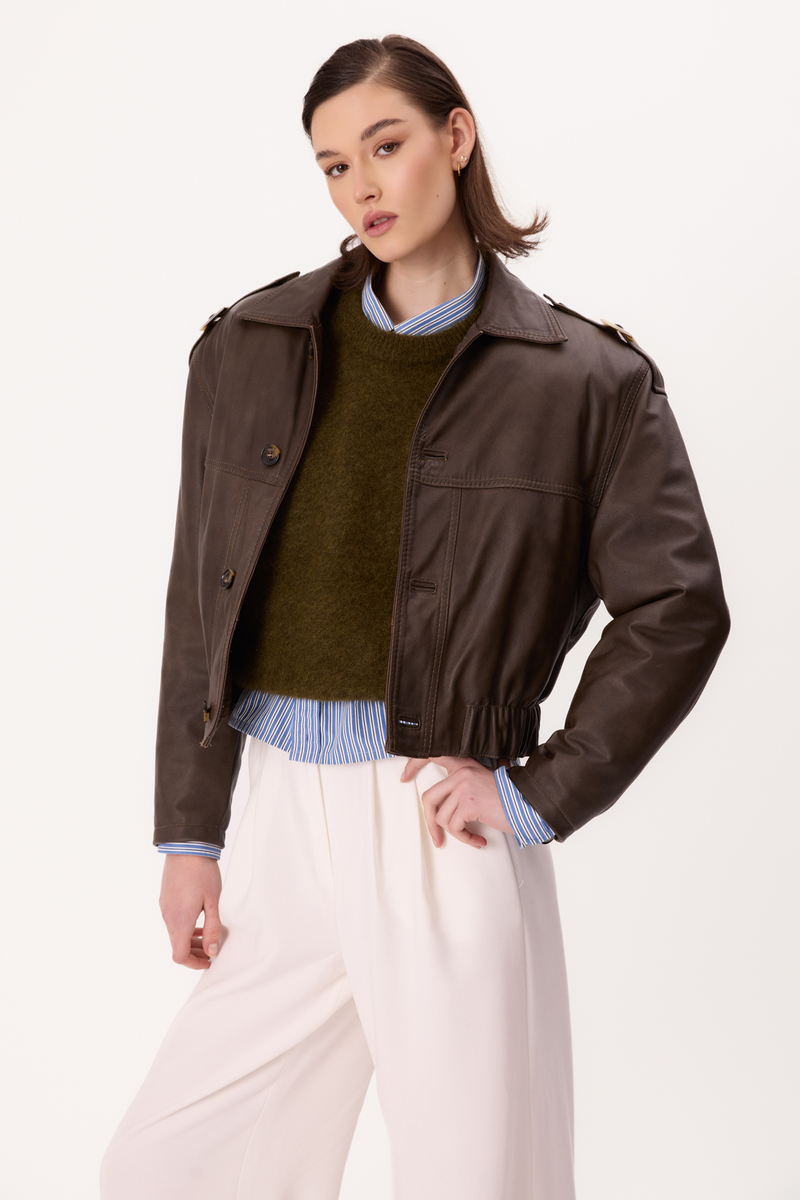 BROWN FITTED LEATHER BOMBER JACKET