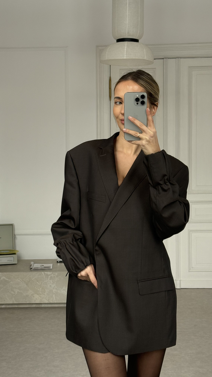 LONG DARK BROWN JACKET MODEL No8