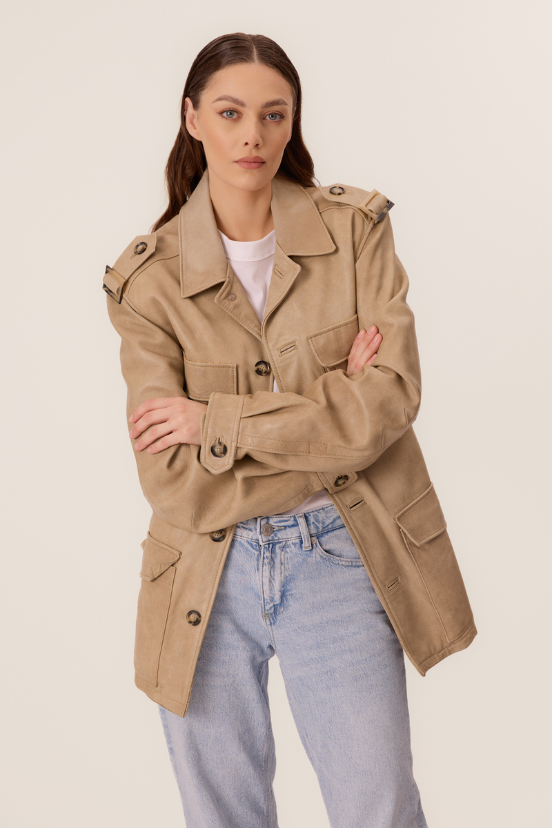 LONG BEIGE FITTED LEATHER JACKET WITH EPAULINS