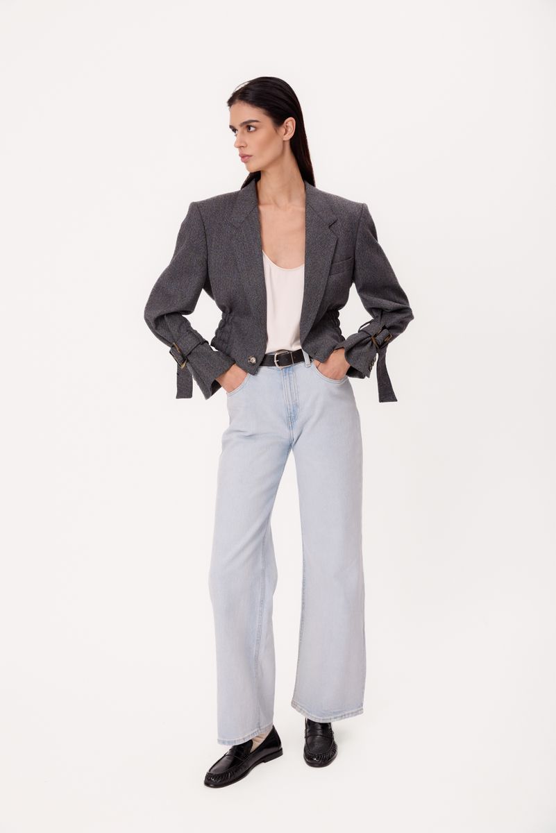 GRAY SMOOTH FITTED PETITE JACKET WITH BUCKLES MODEL No5