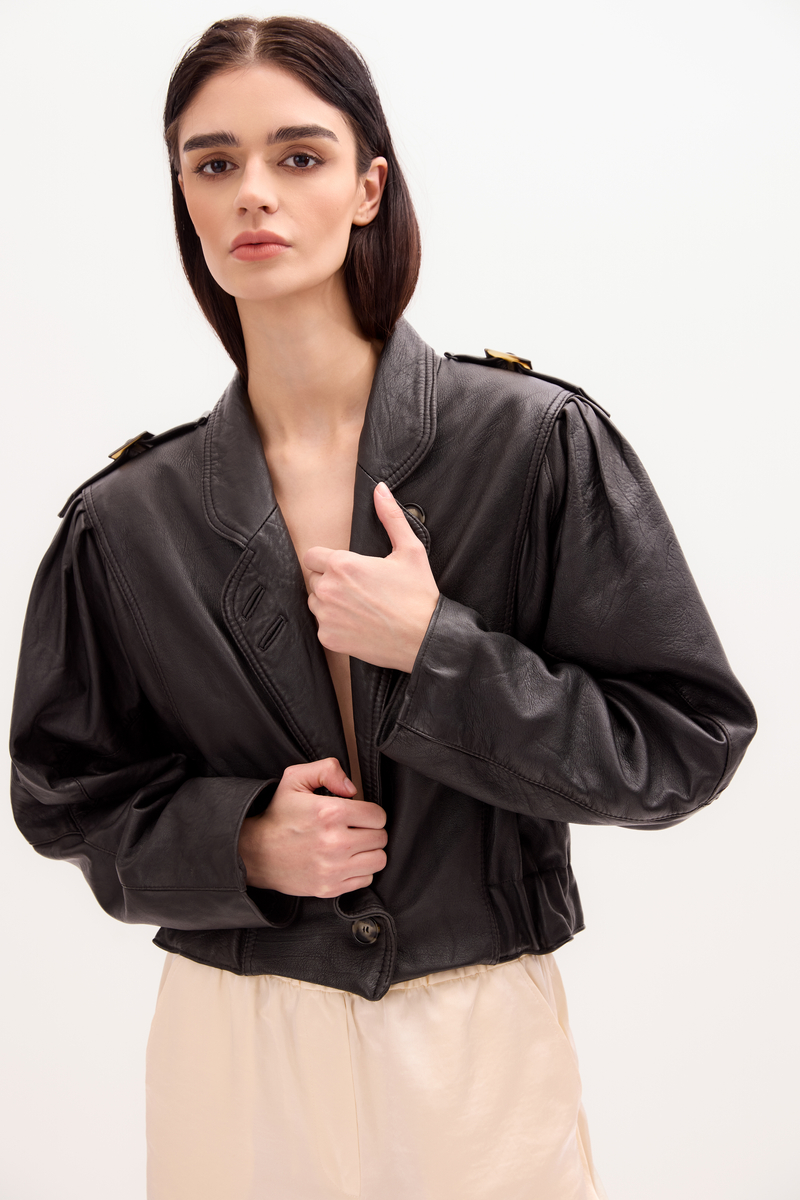 BLACK LEATHER JACKET BOMBER CUT