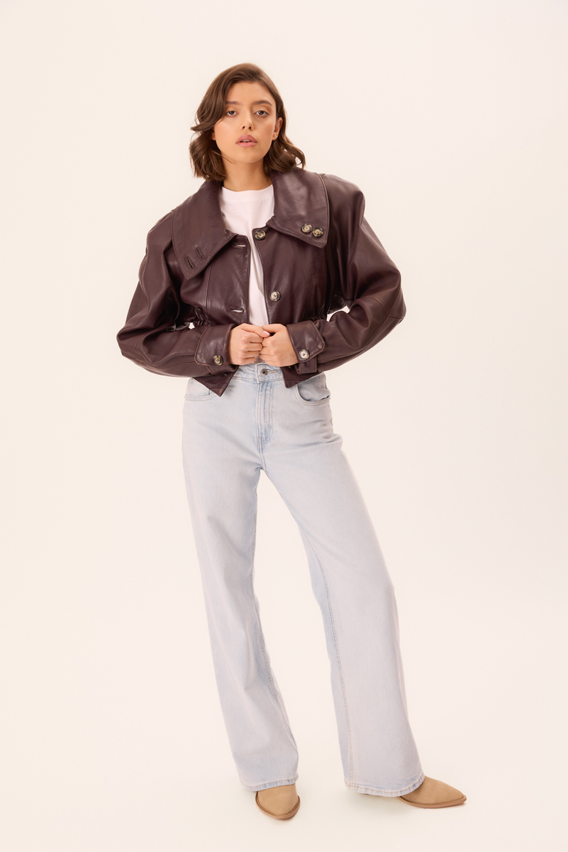 BURGUNDY FITTED LEATHER JACKET