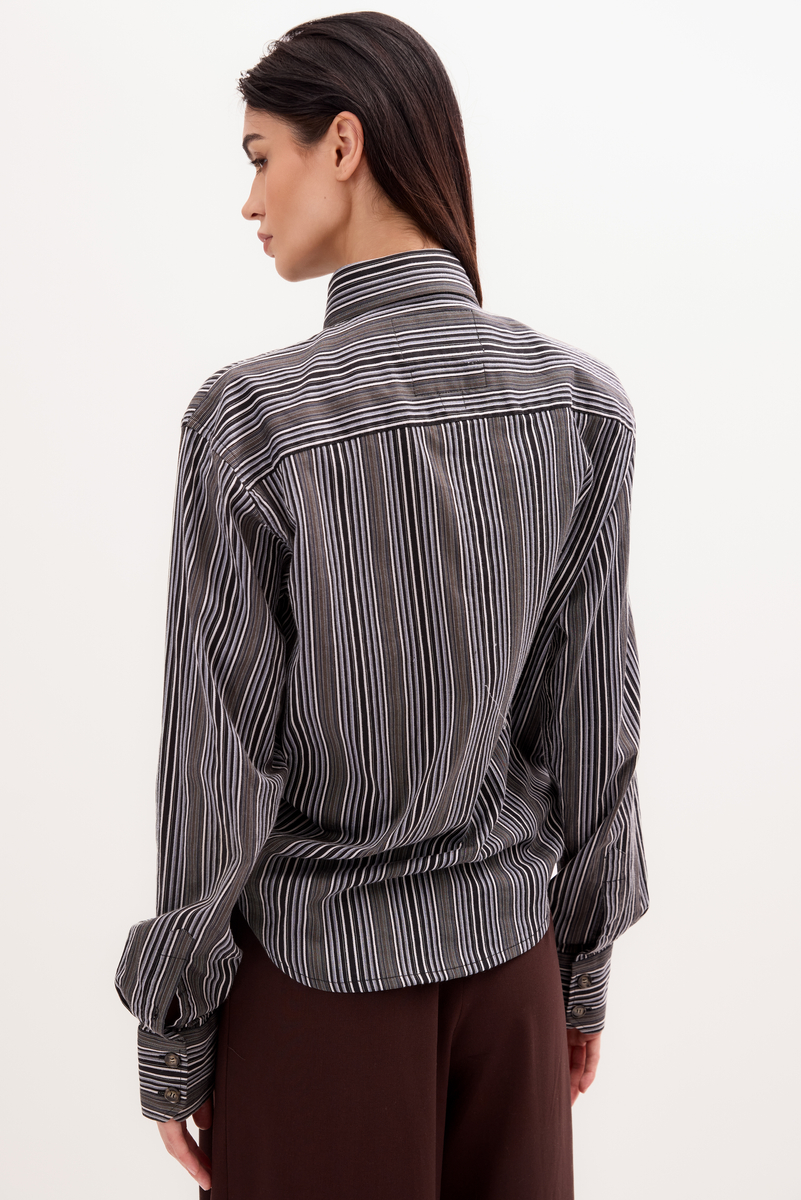 GREY SHIRT WITH STRIPES WITH STRONG ARMS AND DETACHABLE CUSHIONS