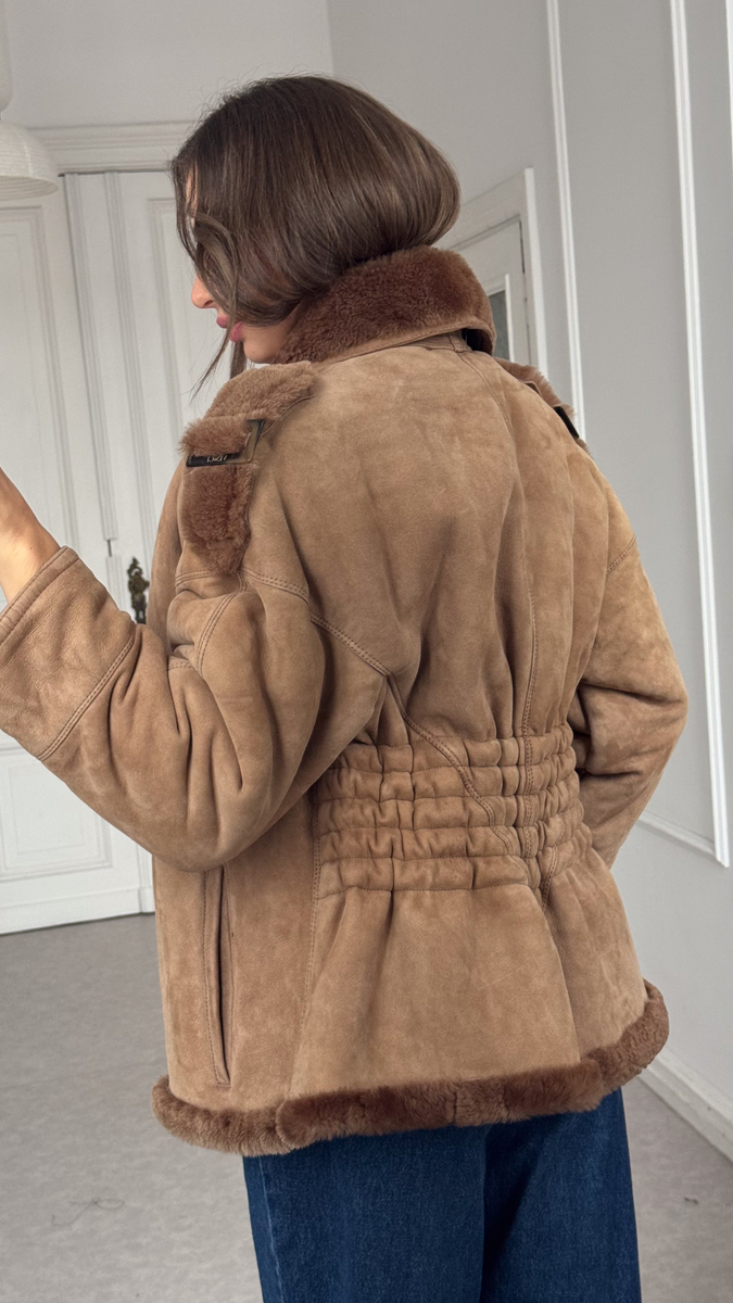 LIGHT BROWN NATURAL SHEEPSKIN WITH EPADS