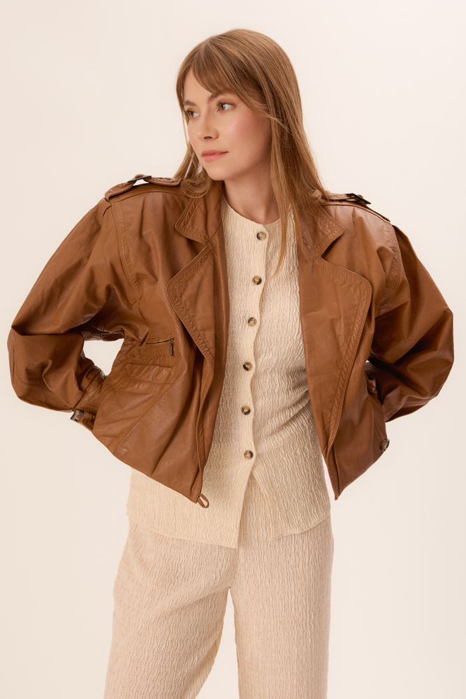 LIGHT BROWN LEATHER JACKET