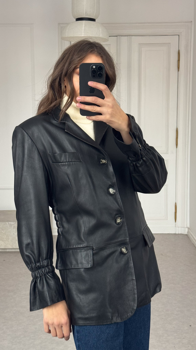 LONG WAISTED LEATHER JACKET