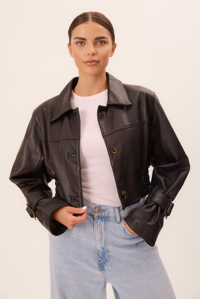 SHORT BLACK LEATHER JACKET WITH DECORATIVE BUCKLES IN CUT No5