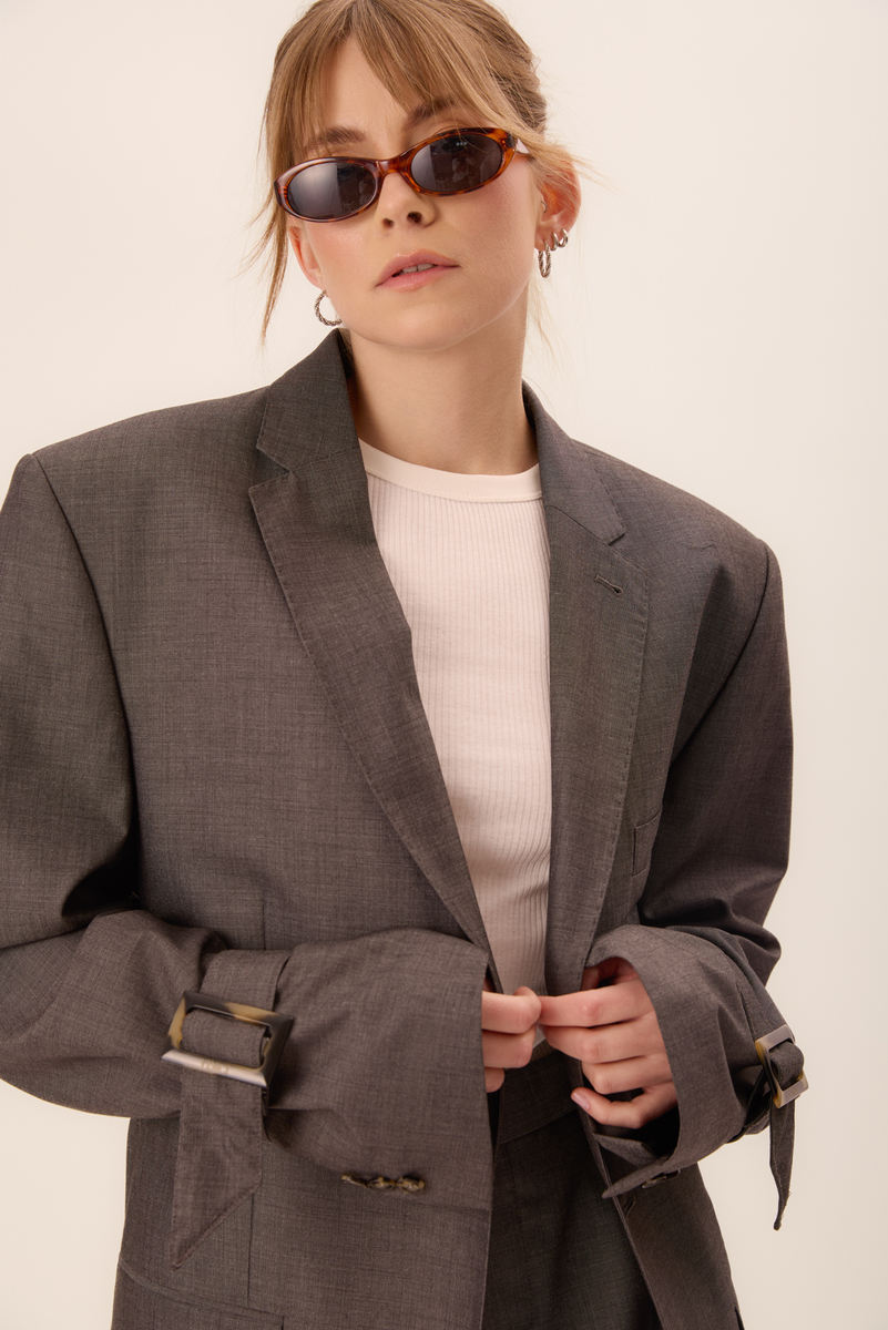 GREY SUIT SET SHORTS AND JACKET WITH BUCKLES